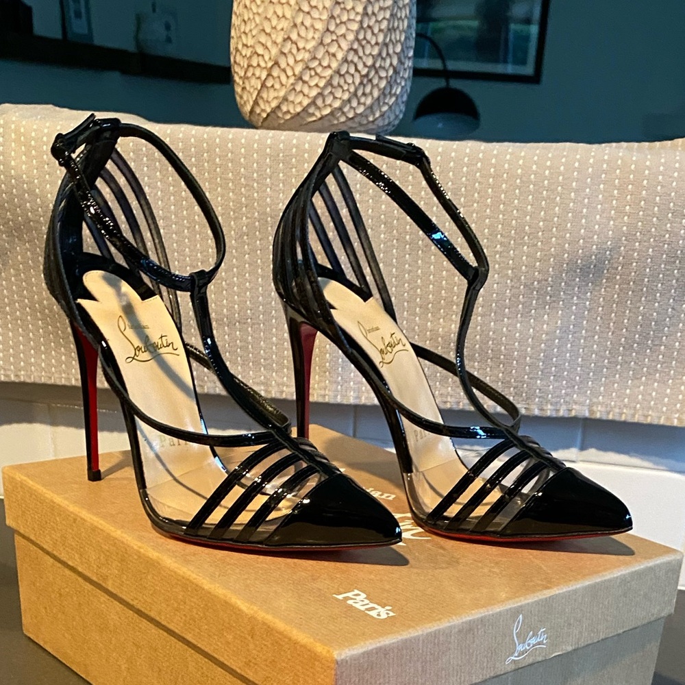 Christian Louboutin Deck 100 Patent PVC in black size 36
